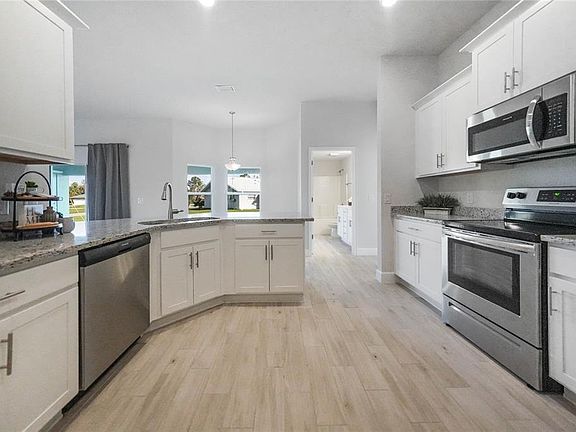 4th image of 5008 Hurley Ave