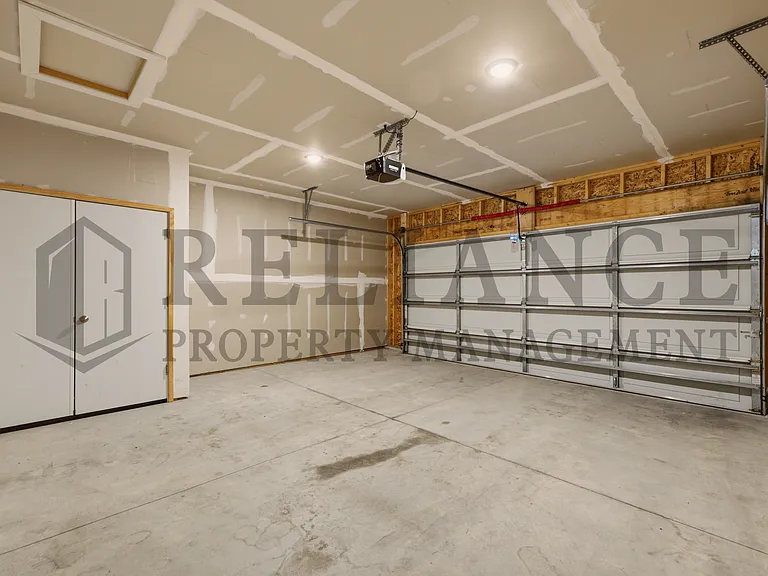2755 S Greenleaf St — Photo 39