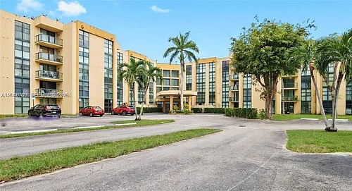 11780 SW 18th St #115-2 Photo 1