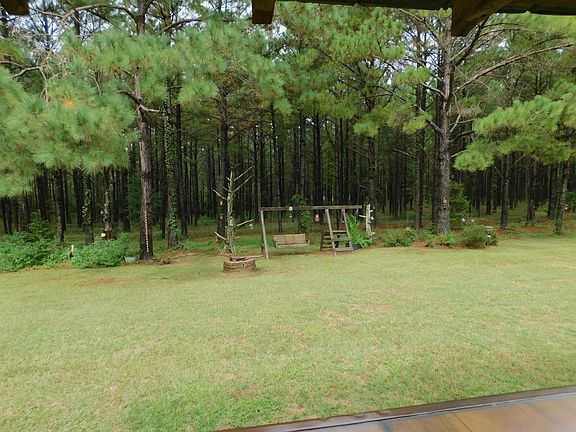 4th image of 36705 Hall Rd