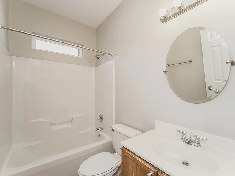 4031 Huntmeadow Dr — Photo 15