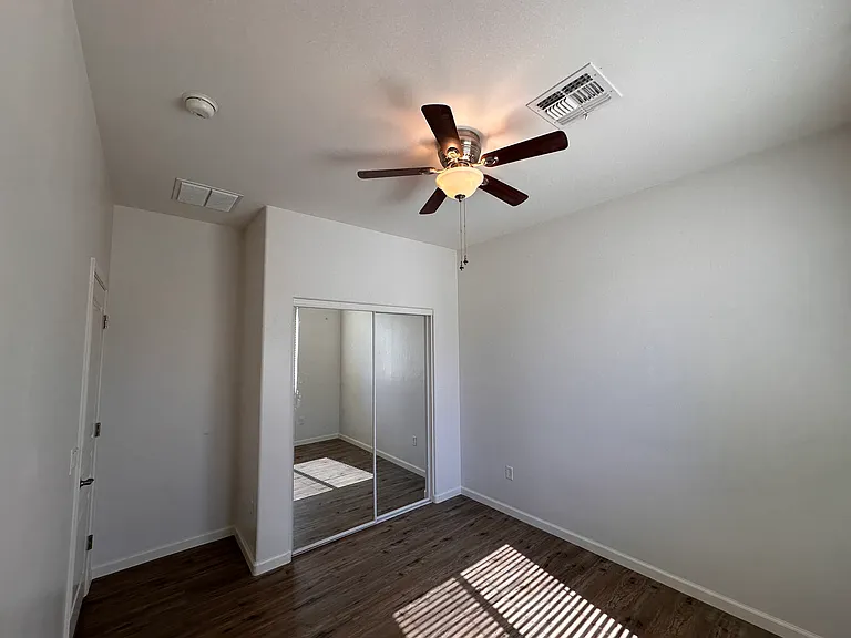 579 W Camino Sorpresa — Photo 15