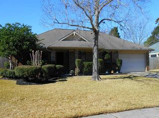 419 Desert Willow Dr, League City, TX 77573