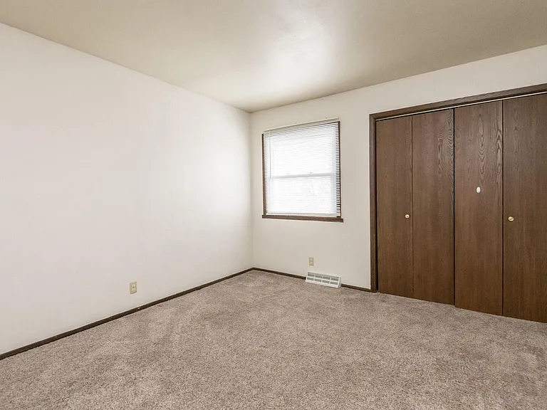 21225 Mary Lynn Dr — Photo 12