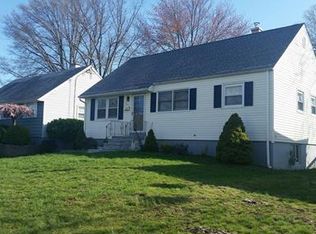 221 Ellsworth St, Iselin, NJ 08830