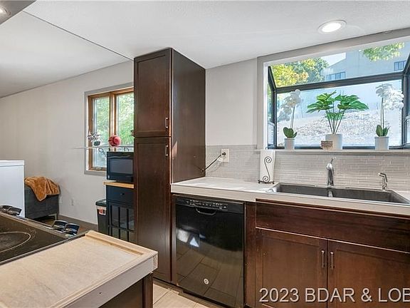 2nd image of 185 Costa Del Sol Dr #180