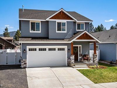 6630 N Idlewood Dr, Coeur D Alene, ID, 83815