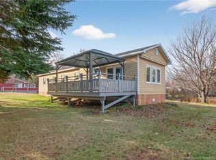 40 Donald St, Dundas, NB E4R 4G5