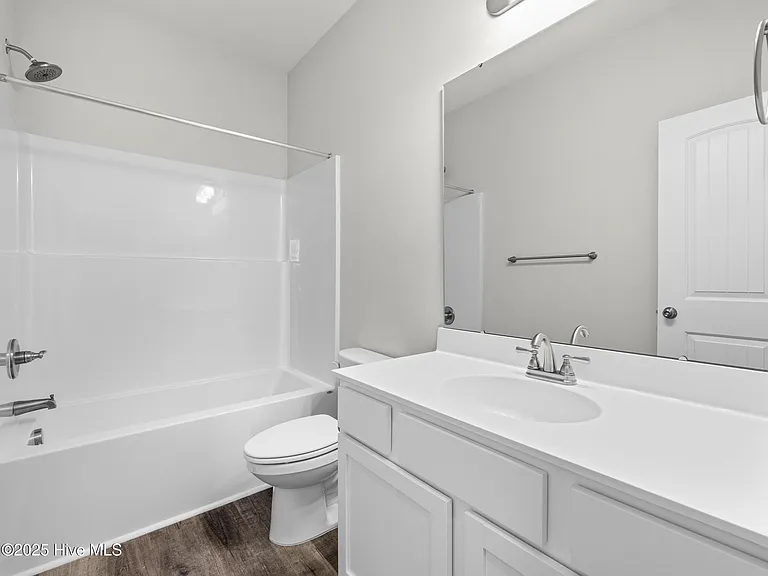 908 Freewoods Ct — Photo 32