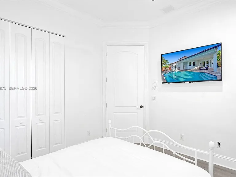 1207 SW 21st St — Photo 54