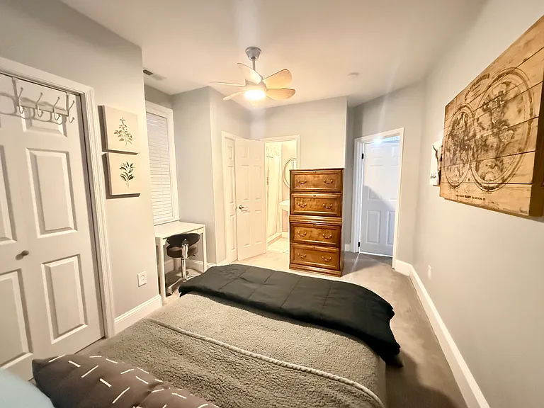 512 Mellon St SE #101 — Photo 11