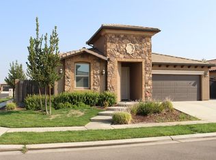 5867 E Laurite Ave, Fresno, CA 93727