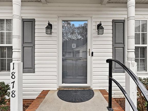 4th image of 1878 Camden Forest Dr