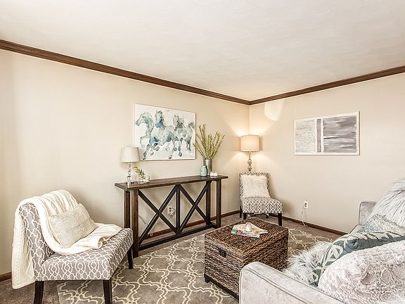 3rd image of 6115 Bolamo Ct