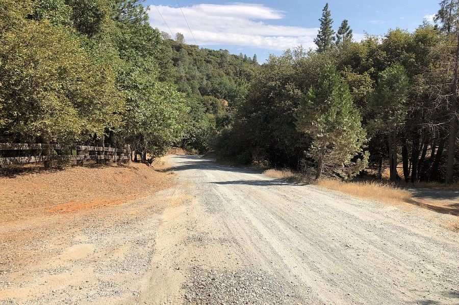 2nd image of 22589 Elizabeth Ln