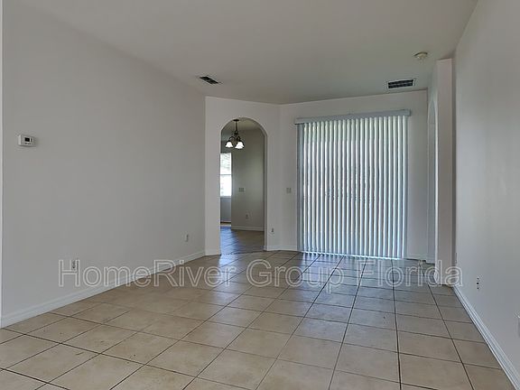 3rd image of 177 Magnolia Park Trl