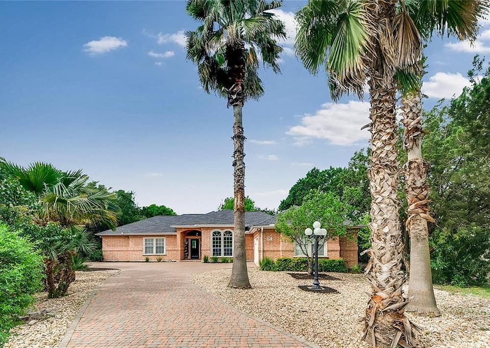 1st image of 108 Acapulco Ct