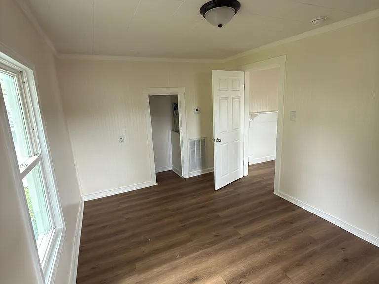 1623 Jones St — Photo 6