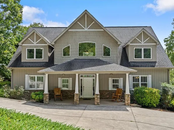 210 Serenity Bay Dr, Seneca, SC 29672
