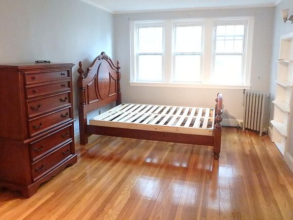 4th image of 195 Thomas Burgin Pkwy Unit 303