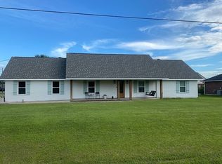 904 E 2nd St, Iowa, LA 70647