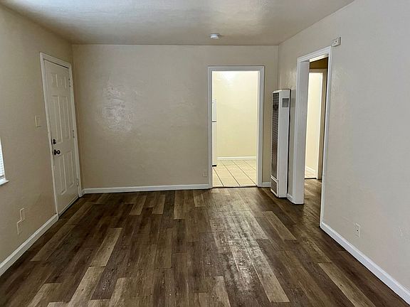 3rd image of 422 N Glenn Ave #A