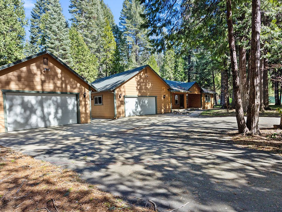 1st image of 36676 Douglas Fir Ct