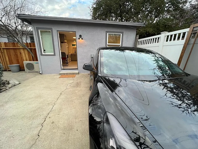 Oakdale Dr — Photo 24