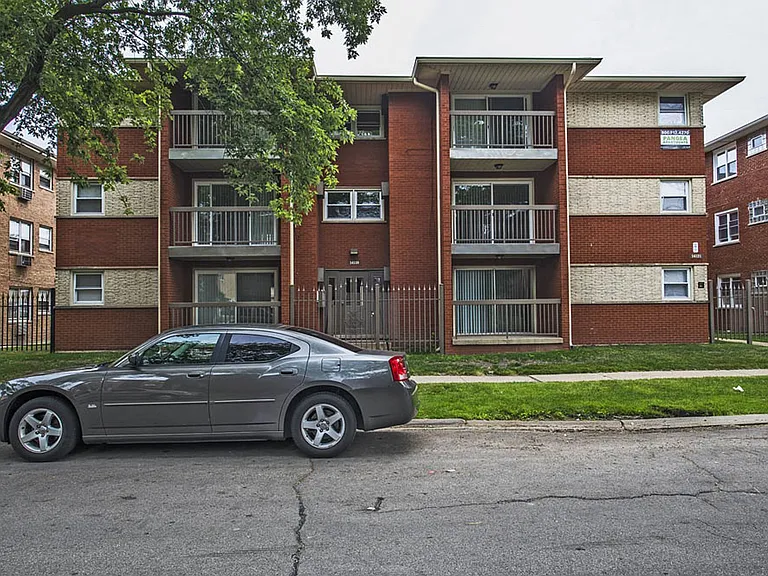 14119-21 S Tracy Ave — Photo 11