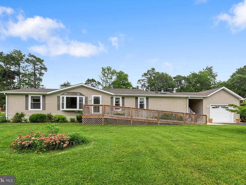 1st image of 27955 Fieldwood Dr