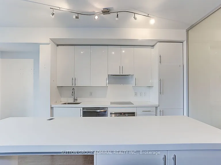 156 Portland St #403 — Photo 9