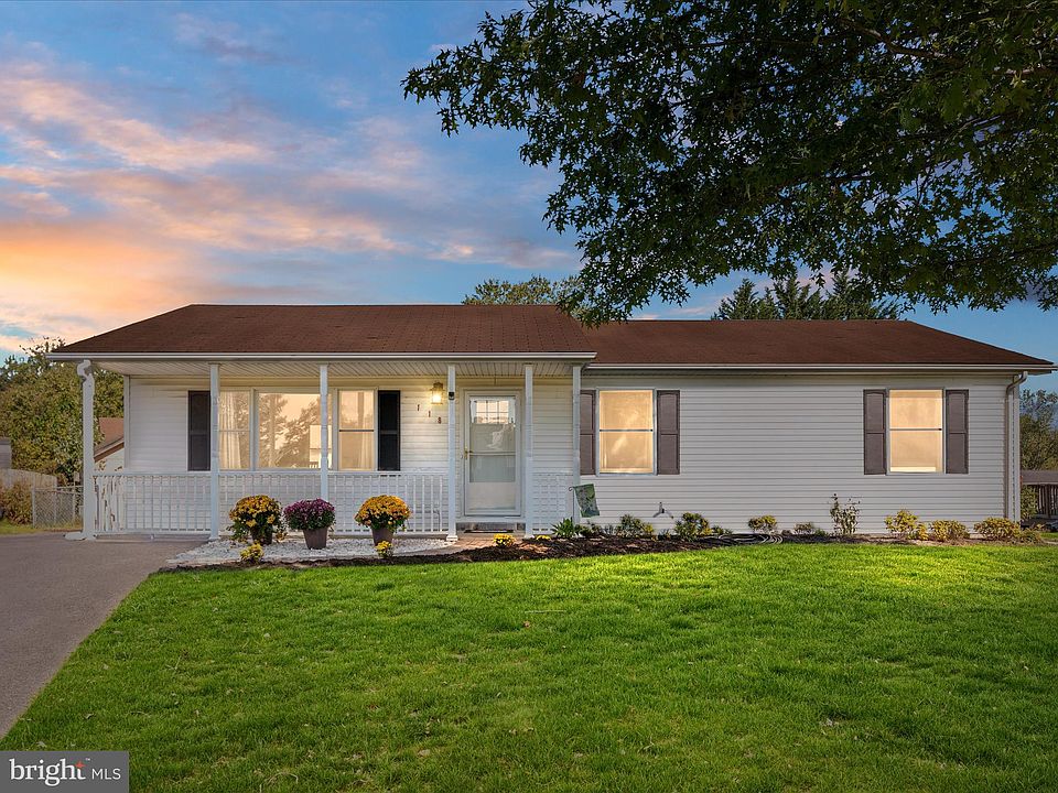 1st image of 118 Golden Pond Cir