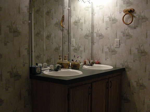 Master vanity