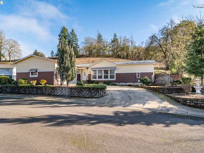 490 Knoll Terrace Dr, Canyonville, OR, 97417