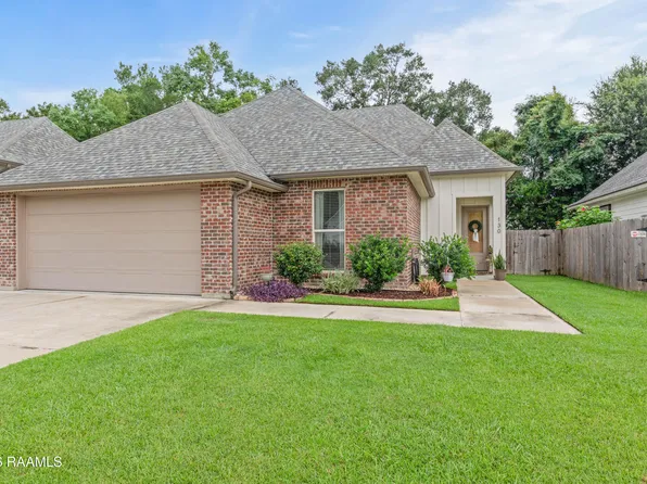 130 Gable Crest Dr, Lafayette, LA 70508