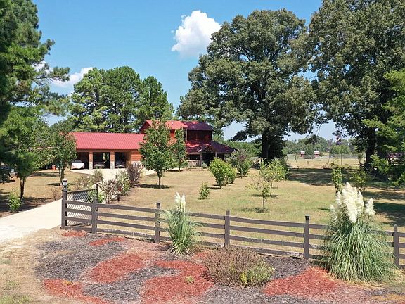 3rd image of 159 Kelly Vista Way