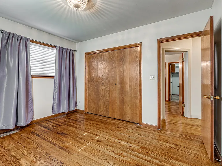 4701 N Peniel Ave — Photo 30