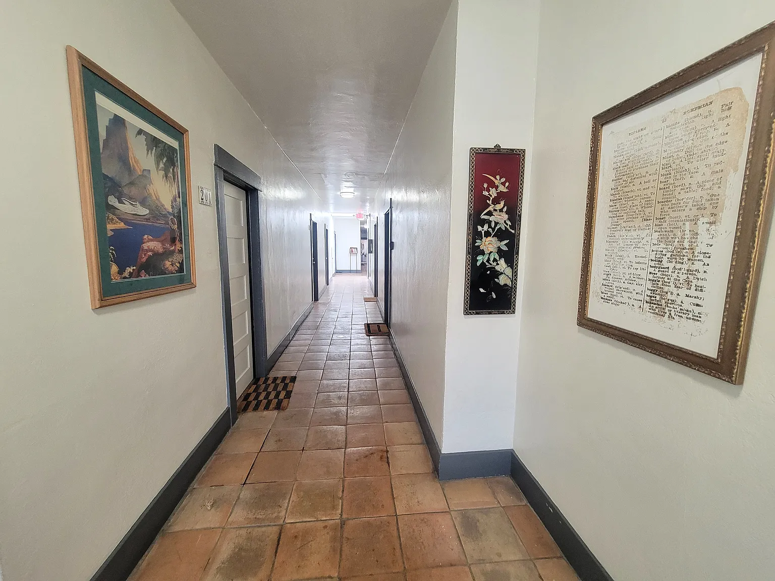 1 bed, 750 sqft, $2,450 — Photo 2