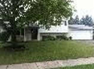 2729 Caterham Dr, Waterford, MI 48329