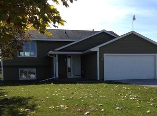 580 146th Ln NW, Andover, MN 55304