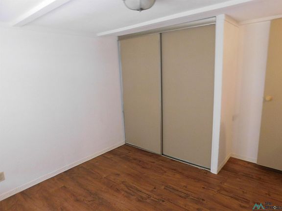 3rd image of 408 Lucky St