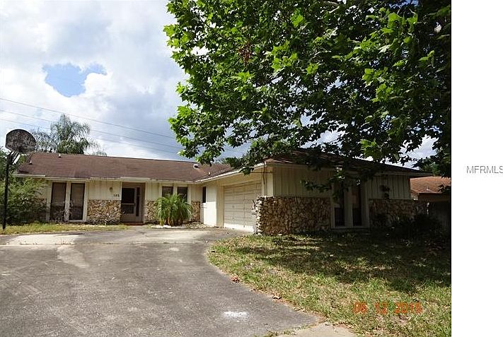 1st image of 105 Essex Dr