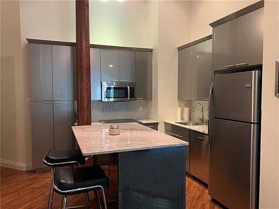 4th image of 920 Poeyfarre St APT 258