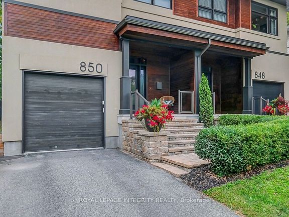 2nd image of 850 Tavistock Rd