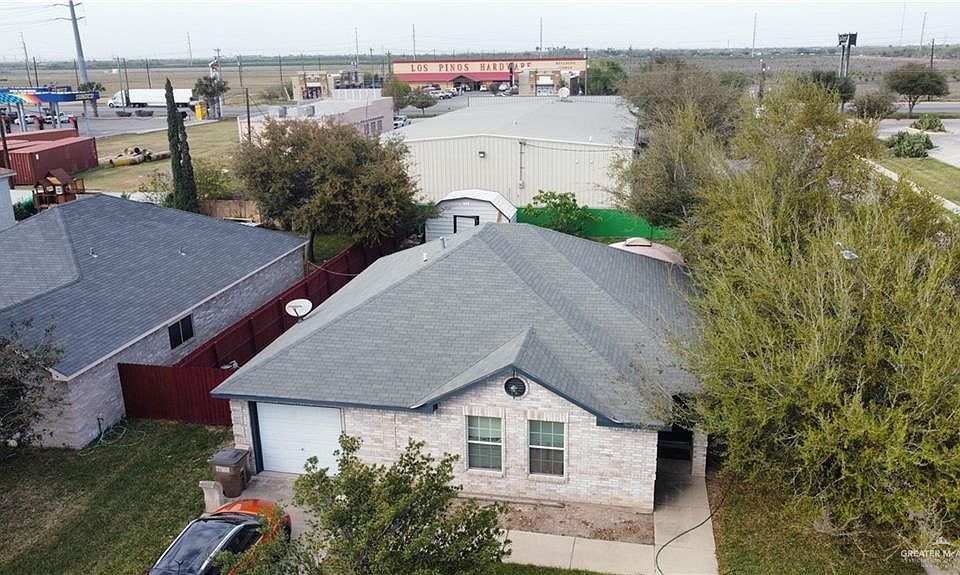2nd image of 1407 Kokopelli Dr