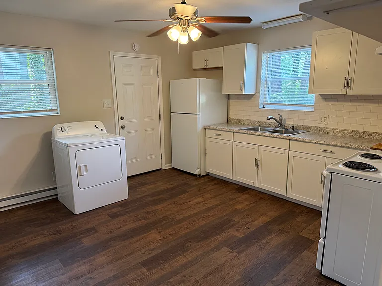 133 W Cornwallis Rd — Photo 7
