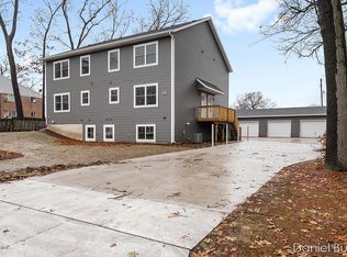 3277 Woodward Ave SW, Wyoming, MI 49509