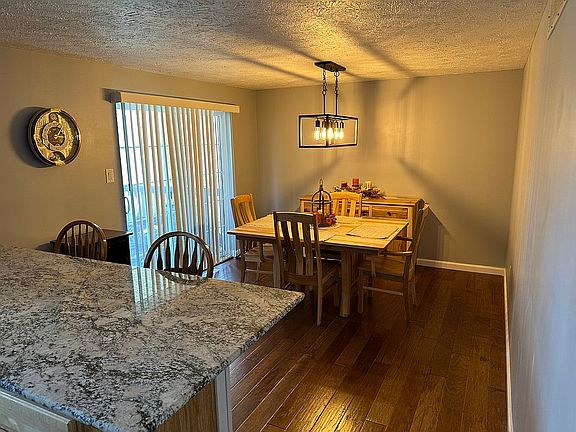 4th image of 17 Millstone Ln