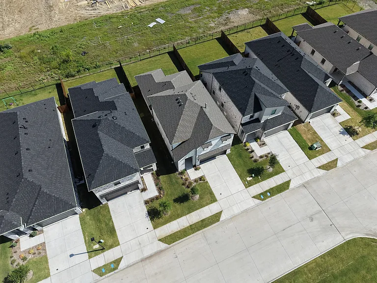 120 Millwood Rd — Photo 5
