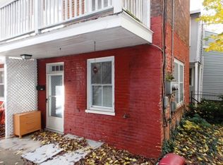 169 1/2 E High St, Carlisle, PA 17013